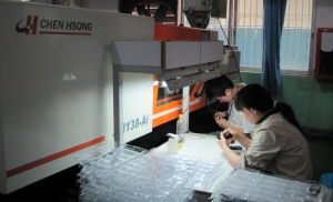 塑料模具生产成品出现凹处的原因